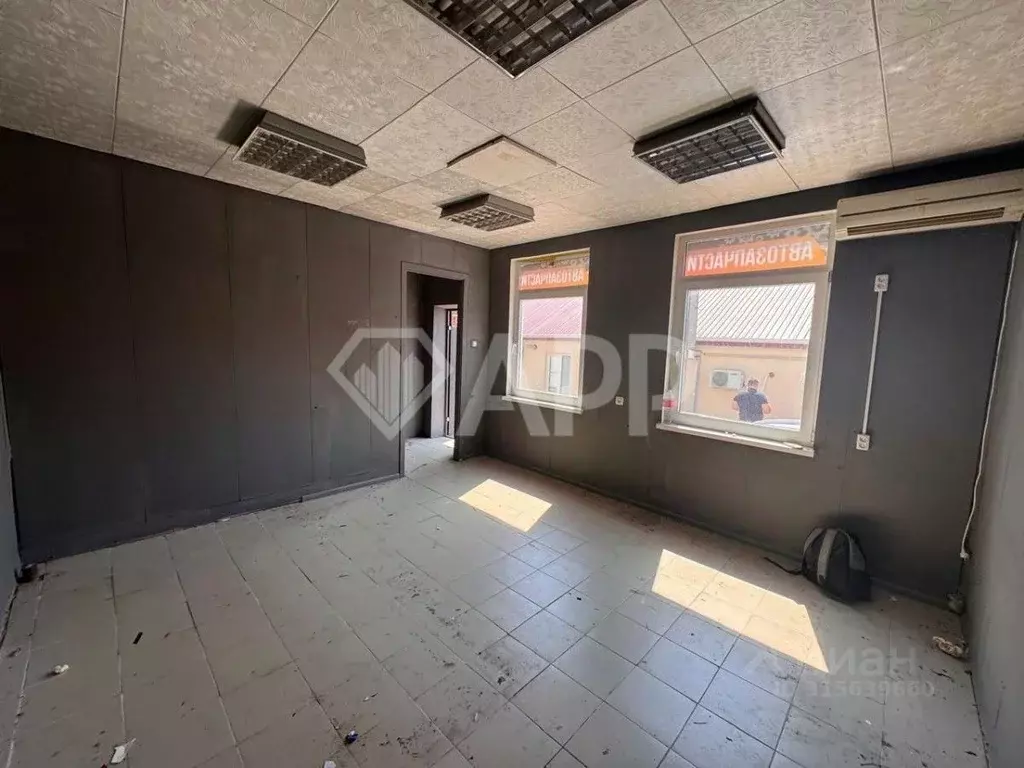 Помещение свободного назначения в Краснодарский край, Геленджик ул. ... - Фото 1