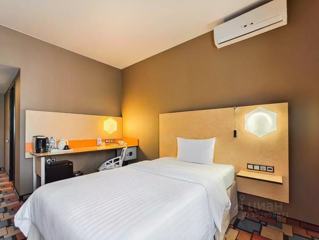 Комната Красноярский край, Красноярск ул. Красной Армии, 10С5 (23.0 м) - Фото 1