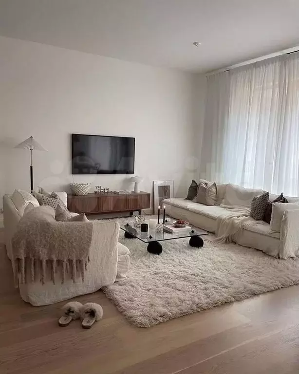 2-к. квартира, 70м, 4/7эт. - Фото 1