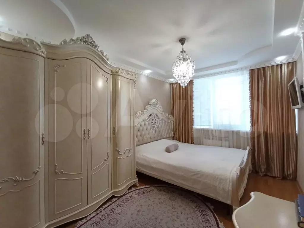 3-к. квартира, 100 м, 8/10 эт. - Фото 1