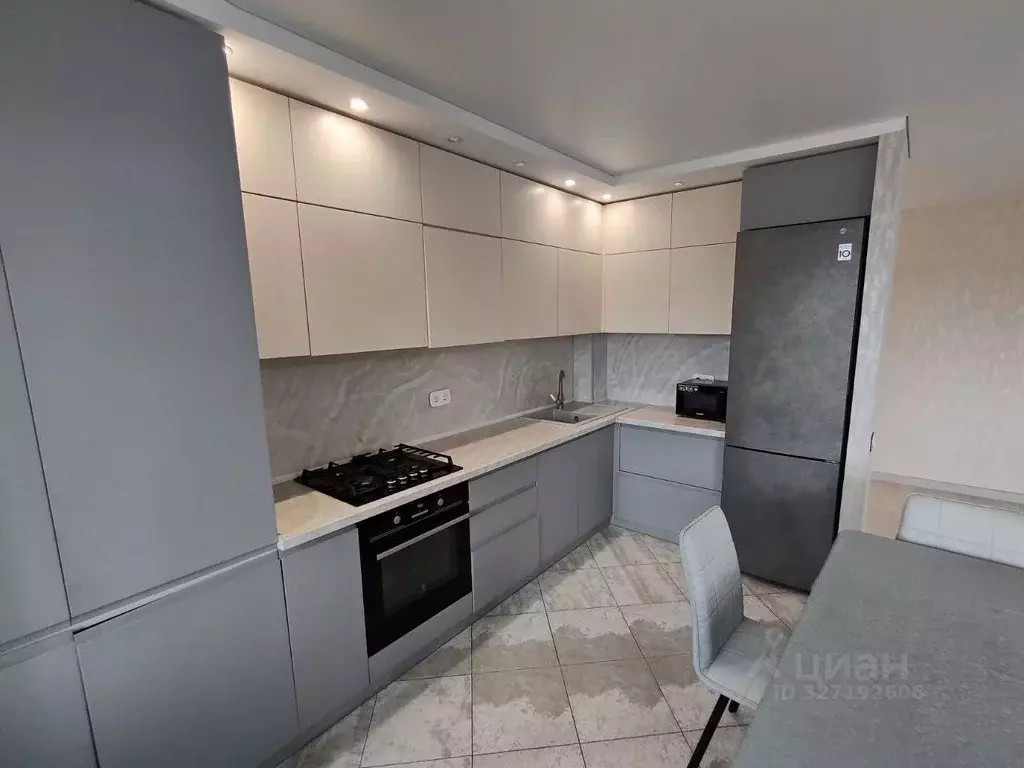 5-к кв. Чувашия, Чебоксары Ярмарочная ул., 10 (144.3 м) - Фото 1