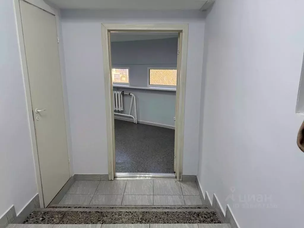 Офис в Санкт-Петербург Кантемировская ул., 12 (22 м) - Фото 1