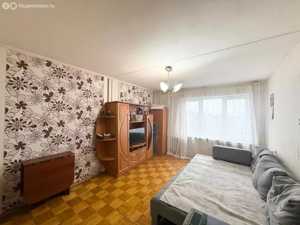 4-комнатная квартира: Воткинск, улица 1 Мая, 5 (69 м) - Фото 0