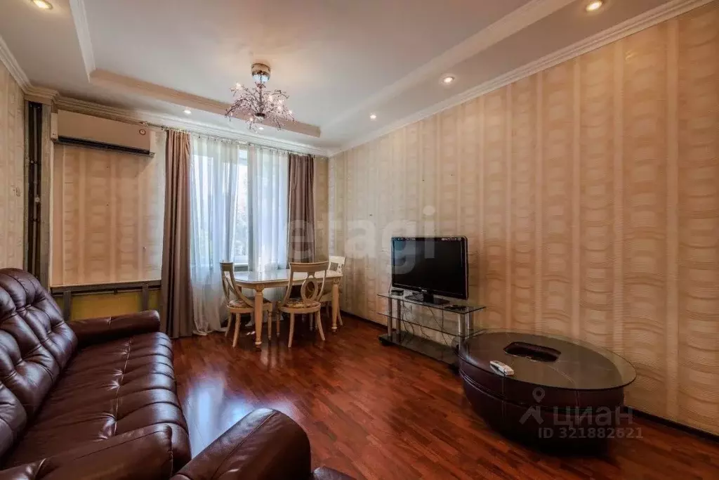 2-к кв. Татарстан, Казань ул. Нурсултана Назарбаева, 35к1 (68.0 м) - Фото 1