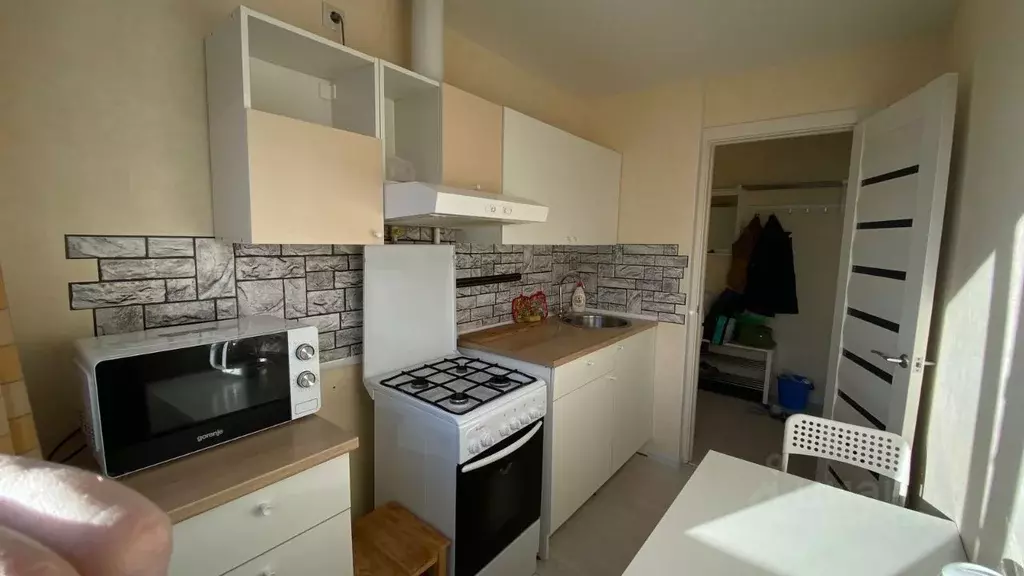 2-к кв. Свердловская область, Екатеринбург пер. Парковый, 41к4 (43.0 ... - Фото 0