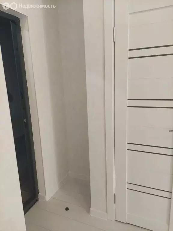 Квартира-студия: Краснодар, улица Кирилла Россинского, 3/1к1 (24 м) - Фото 2