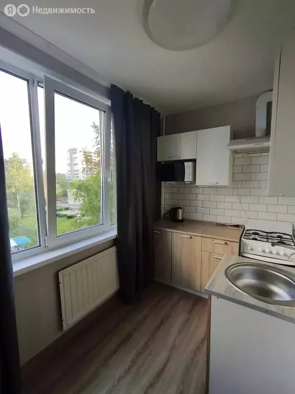 3-комнатная квартира: Санкт-Петербург, проспект Солидарности, 23к1 ... - Фото 2