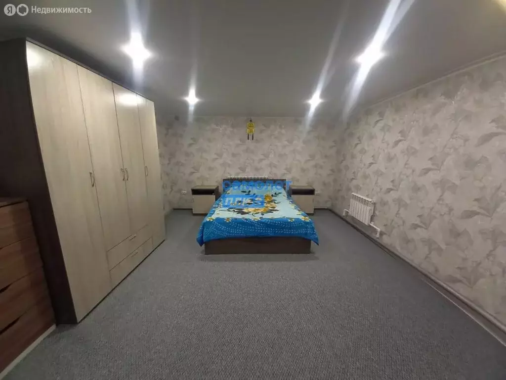 Дом в Бийск, улица Льва Толстого, 95А (100 м) - Фото 0
