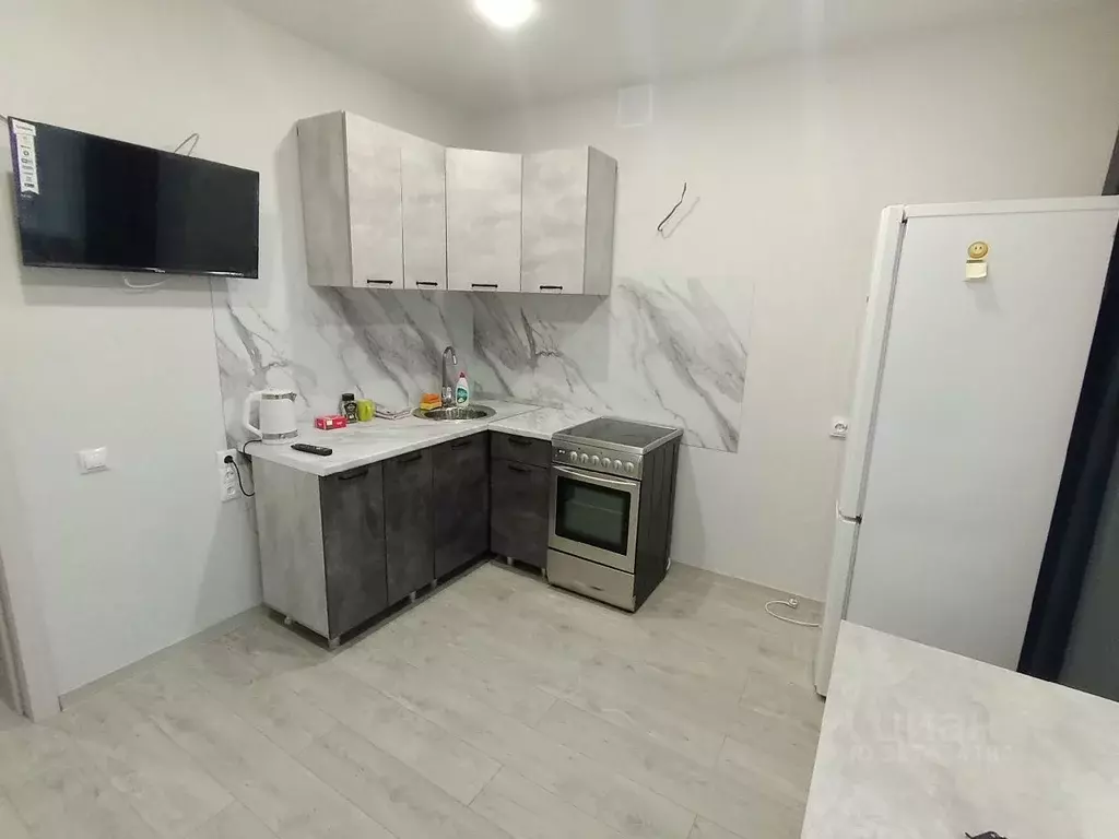 2-к кв. Хакасия, Абакан ул. Генерала Тихонова, 4 (70.0 м) - Фото 2