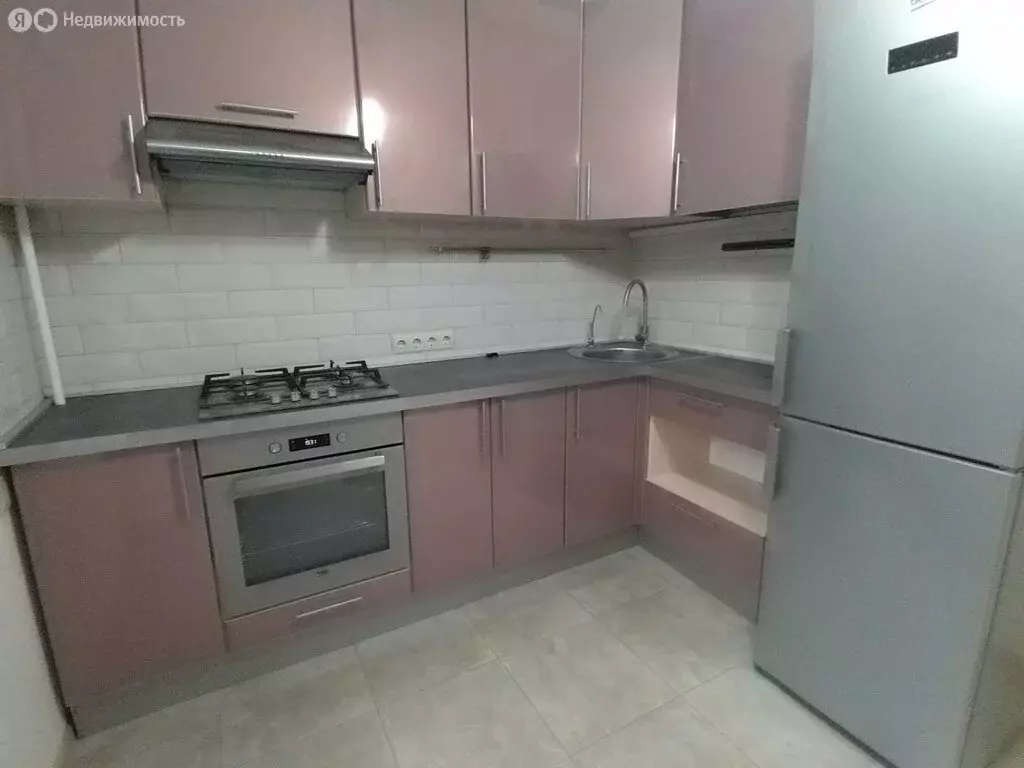 1-комнатная квартира: Саратов, улица имени Ф.А. Блинова, 3 (37.2 м) - Фото 1