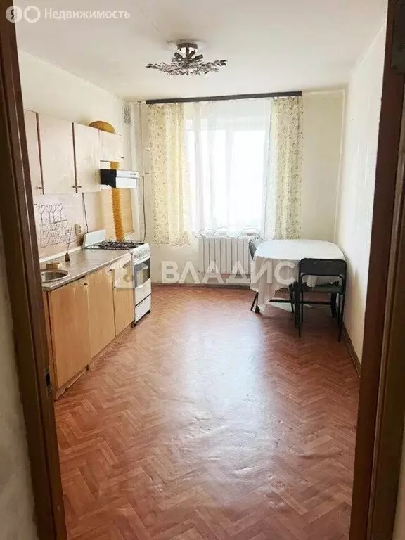 3-комнатная квартира: посёлок городского типа Нахабино, ... - Фото 1