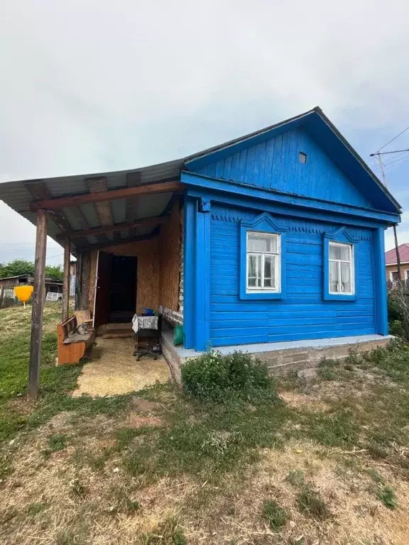 Дом в Башкортостан, Чишминский район, Алкинский сельсовет, д. ... - Фото 1