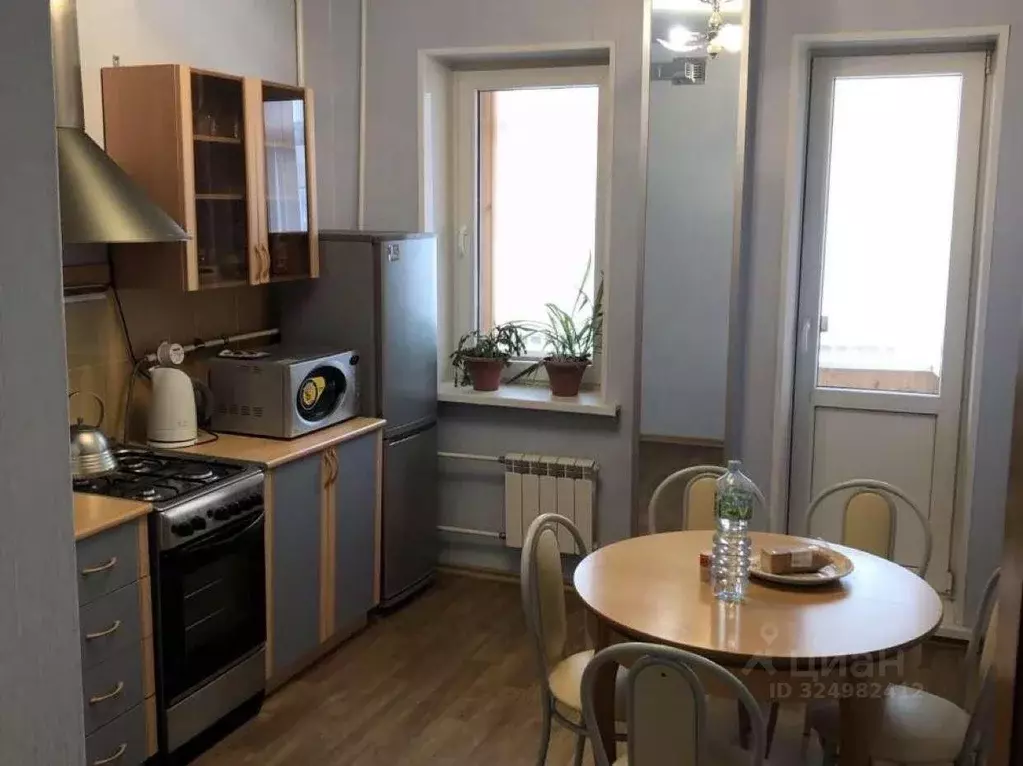 1-к кв. Белгородская область, Старый Оскол Зеленый Лог мкр,  (43.0 м) - Фото 1