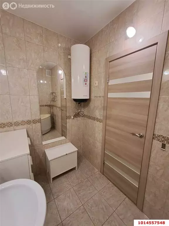 3-комнатная квартира: Краснодар, микрорайон Юбилейный, улица Генерала ... - Фото 0