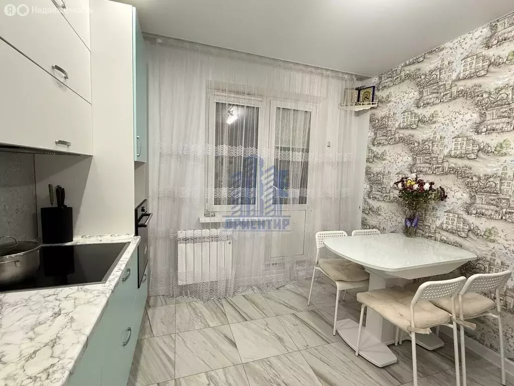 2-комнатная квартира: Чебоксары, Ярмарочная улица, 19к4 (62 м) - Фото 1