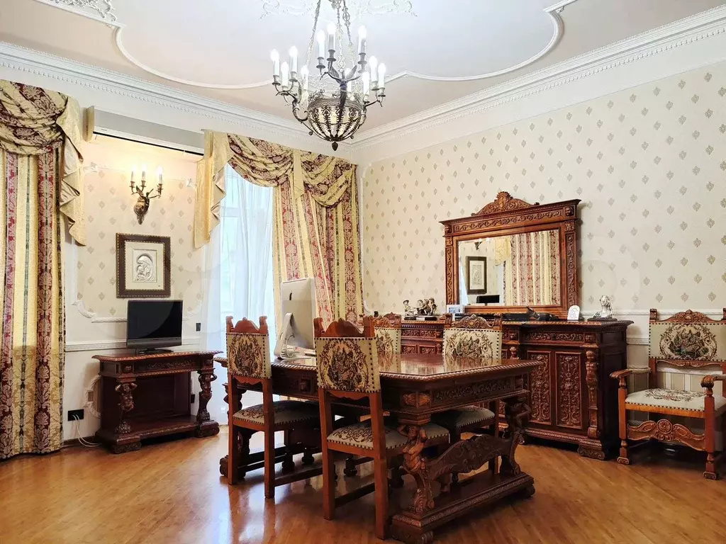 4-к. квартира, 100 м, 5/6 эт. - Фото 0