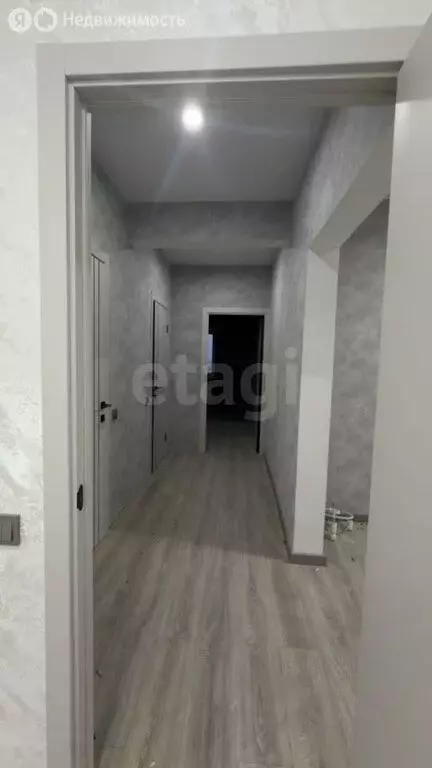 3-комнатная квартира: Иркутск, улица Баумана, 214/1 (84.9 м) - Фото 2