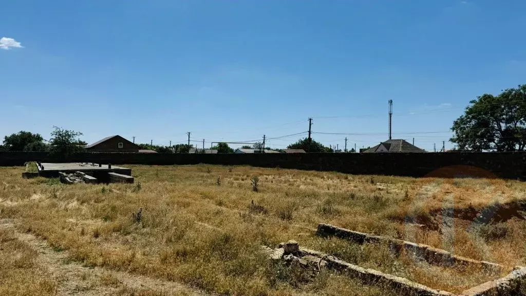 Участок в Крым, Сакский район, Молочненское с/пос, с. Абрикосовка  ... - Фото 1