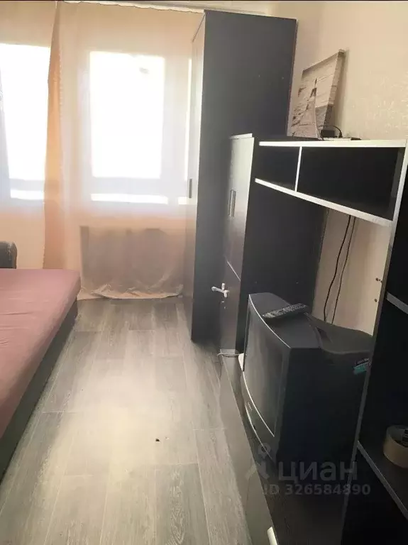 Студия Кировская область, Киров ул. Энтузиастов, 15 (23.0 м) - Фото 1