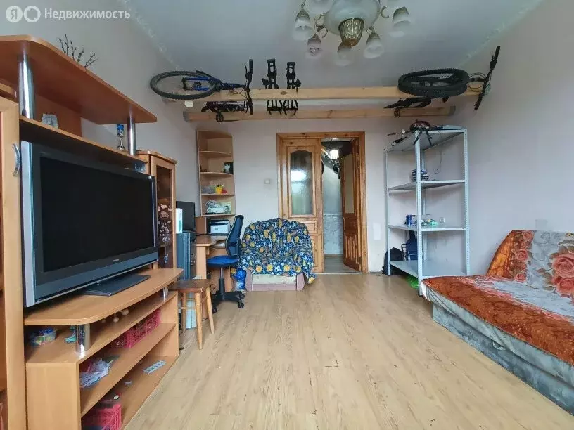 3-комнатная квартира: Екатеринбург, проспект Ленина, 70 (75 м) - Фото 1