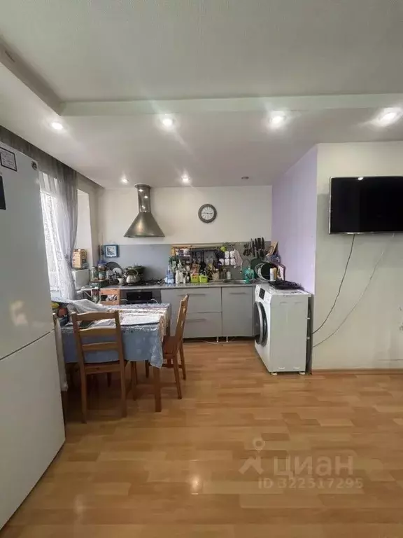 Студия Башкортостан, Уфа ул. Цюрупы, 85 (33.6 м) - Фото 1