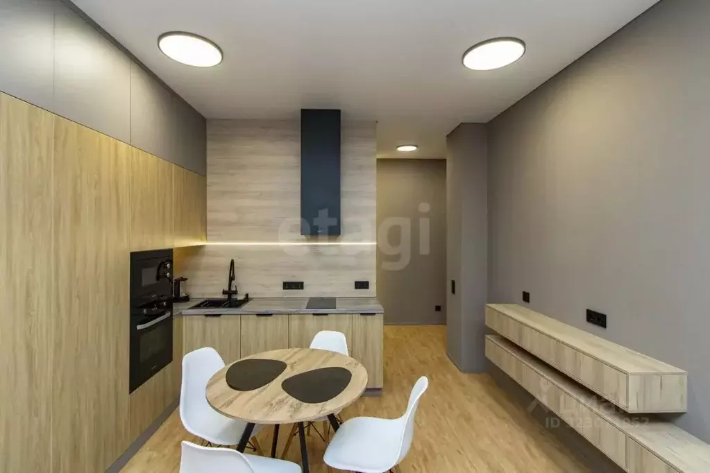 1-к кв. Тюменская область, Тюмень ул. Сакко, 24 (45.4 м) - Фото 2