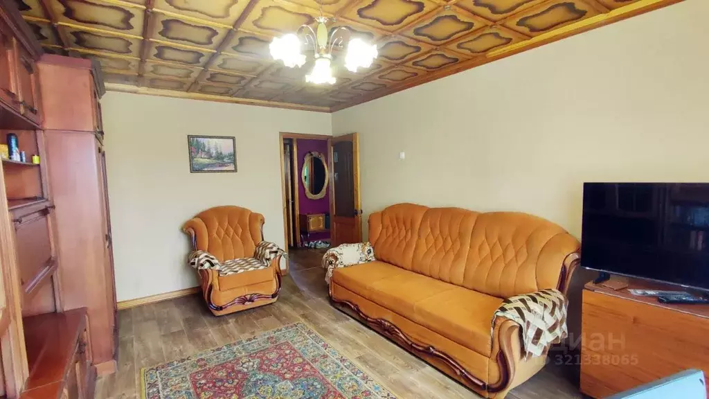 3-к кв. Волгоградская область, Волжский ул. Энгельса, 35 (58.7 м) - Фото 1