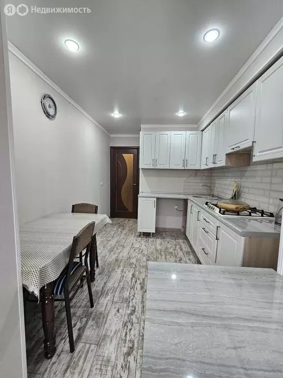 3-комнатная квартира: Нальчик, Самотечная улица, 35 (70.2 м) - Фото 2