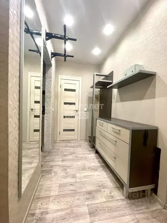 1-к кв. Ханты-Мансийский АО, Сургут ул. Есенина, 8 (41.0 м) - Фото 0