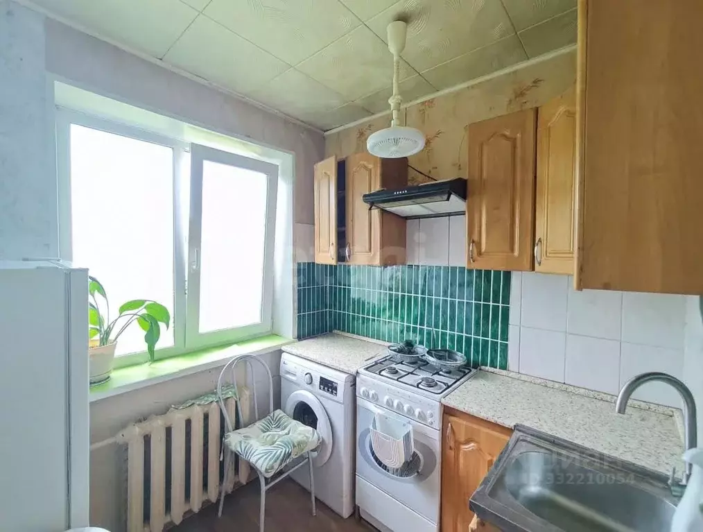 Комната Ленинградская область, Волхов ул. Ломоносова, 24 (17.0 м) - Фото 1