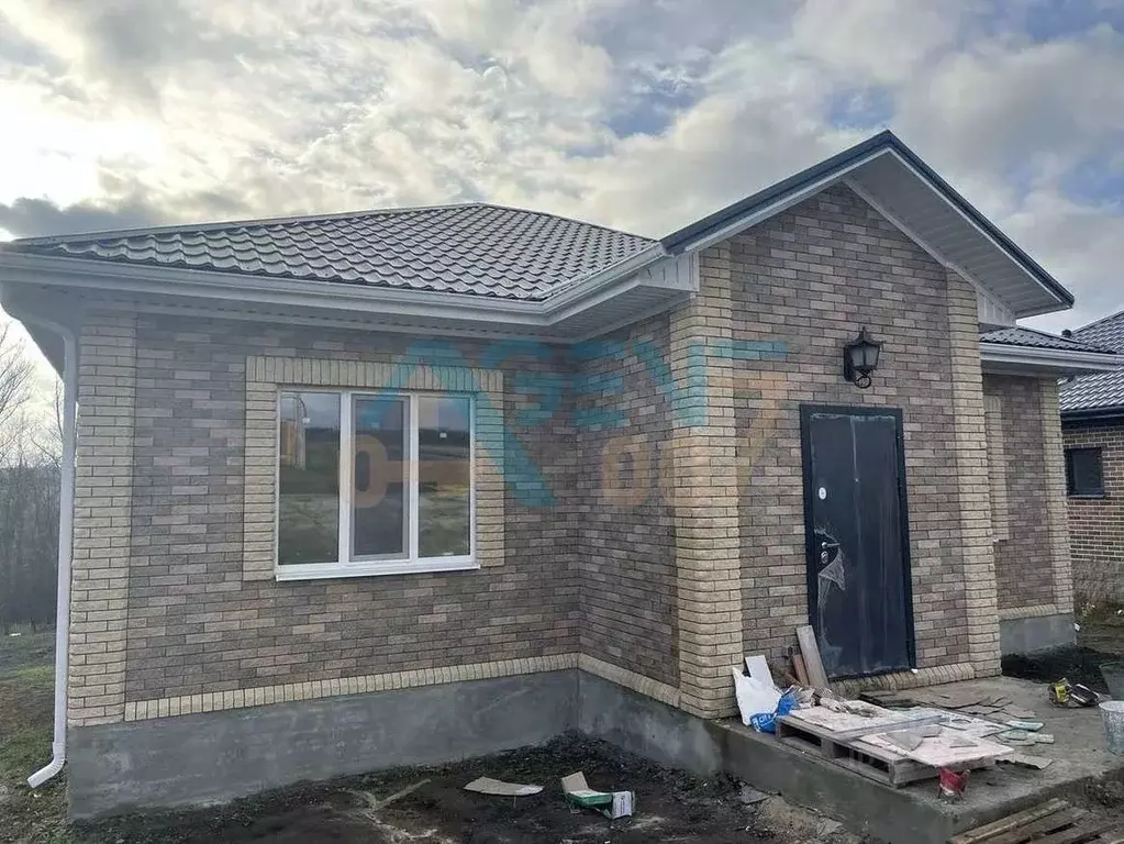 Дом в Белгородская область, Белгородский район, с. Стрелецкое  (110 м) - Фото 1