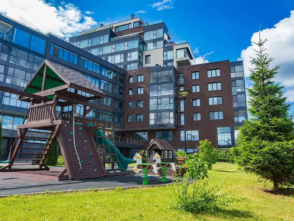 2-к кв. Карелия, Петрозаводск Озерный пер., 2 (83.0 м) - Фото 0