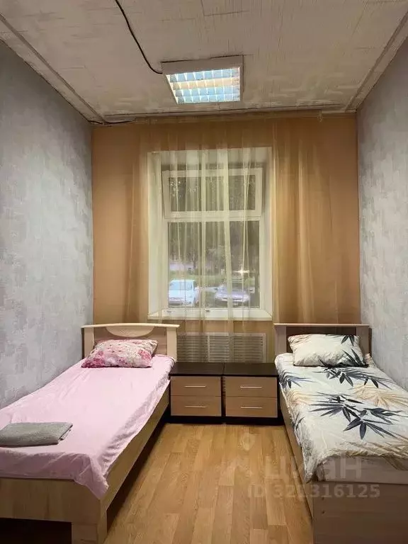 Комната Челябинская область, Челябинск ул. Кудрявцева, 75 - Фото 1