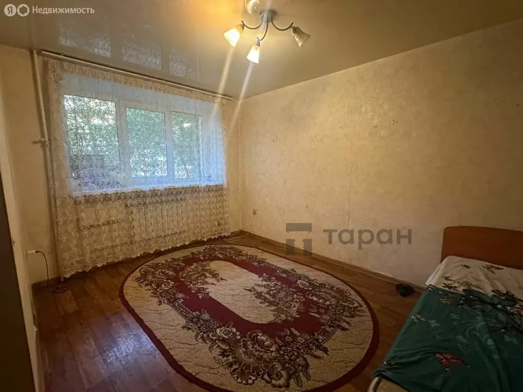 3-комнатная квартира: Челябинск, улица Воровского, 17А (54.3 м) - Фото 0