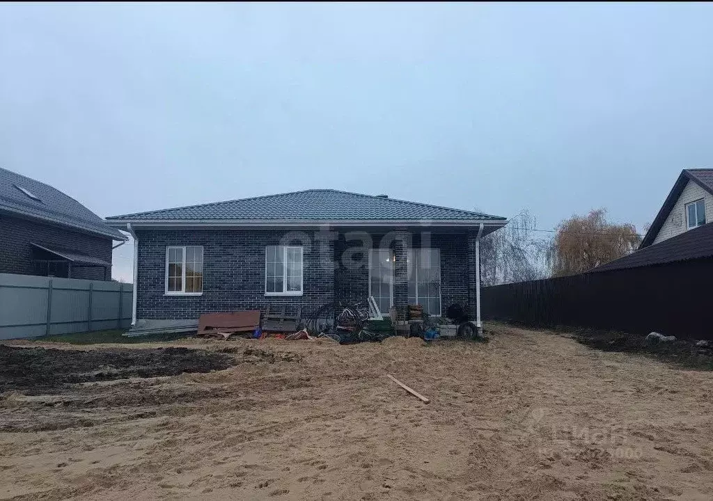 Дом в Воронежская область, с. Новая Усмань пер. Первомайский, 5 (110 ... - Фото 2