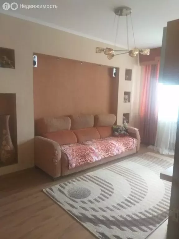 3-комнатная квартира: Белгород, улица Есенина, 44 (68.1 м) - Фото 2