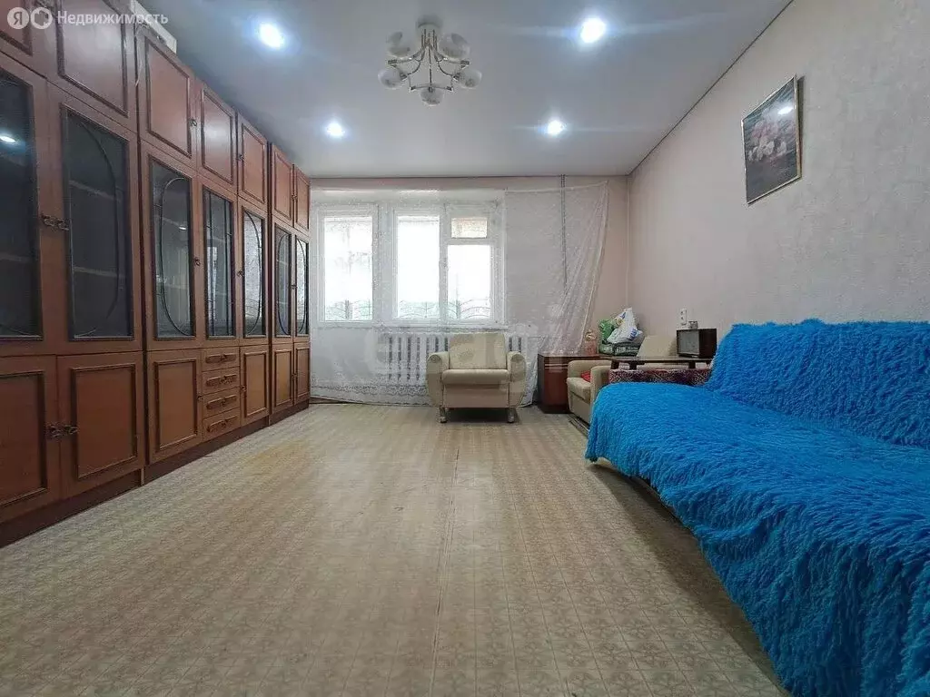 2-комнатная квартира: Тюмень, улица Ватутина, 6 (52.4 м) - Фото 1