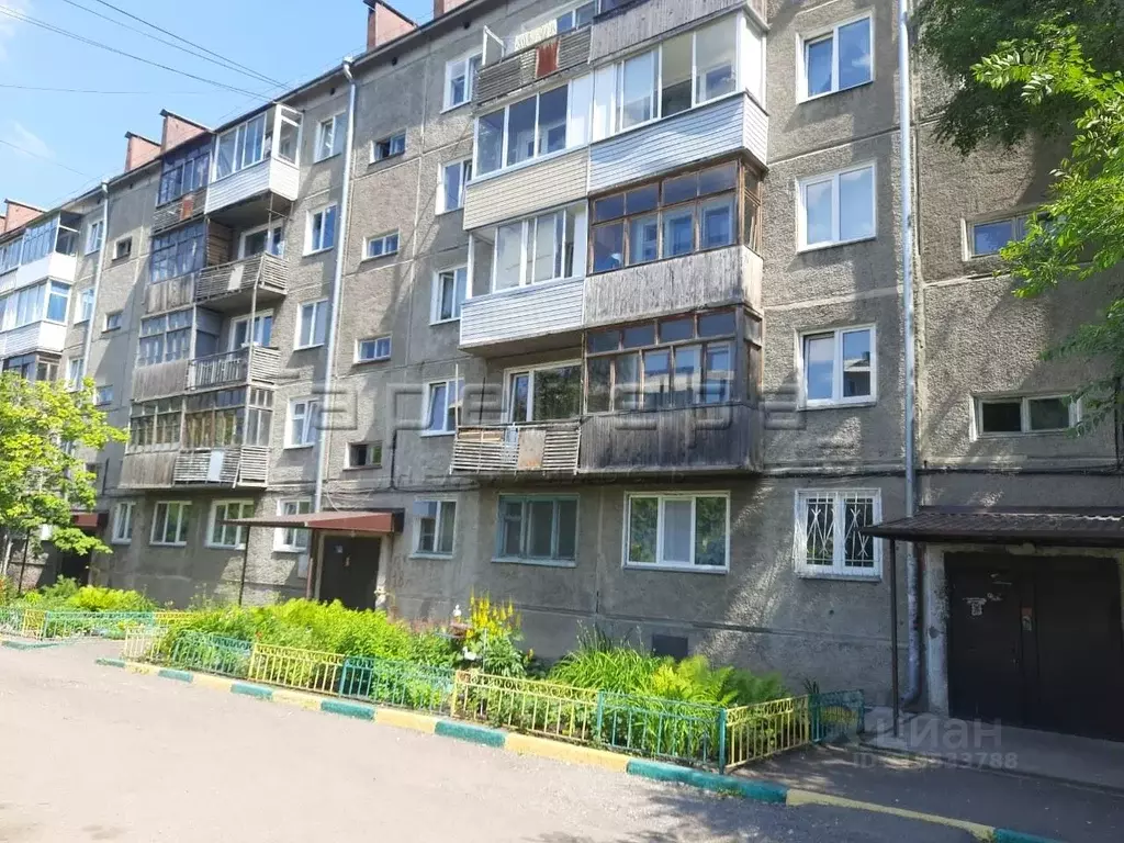 3-к кв. Красноярский край, Красноярск ул. Юшкова, 16 (62.2 м) - Фото 1