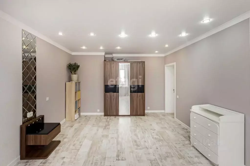 3-к кв. Тюменская область, Тюмень Широтная ул., 188А (97.2 м) - Фото 1