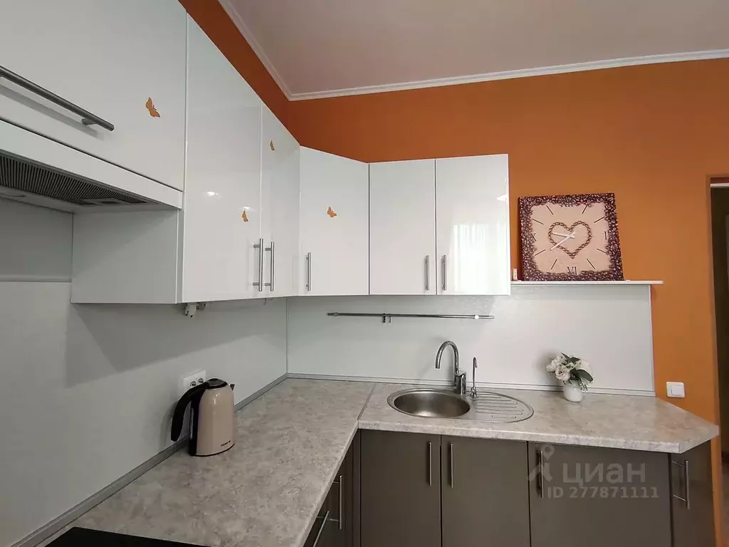 1-к кв. Башкортостан, Уфа ул. Мира, 8 (45.0 м) - Фото 2