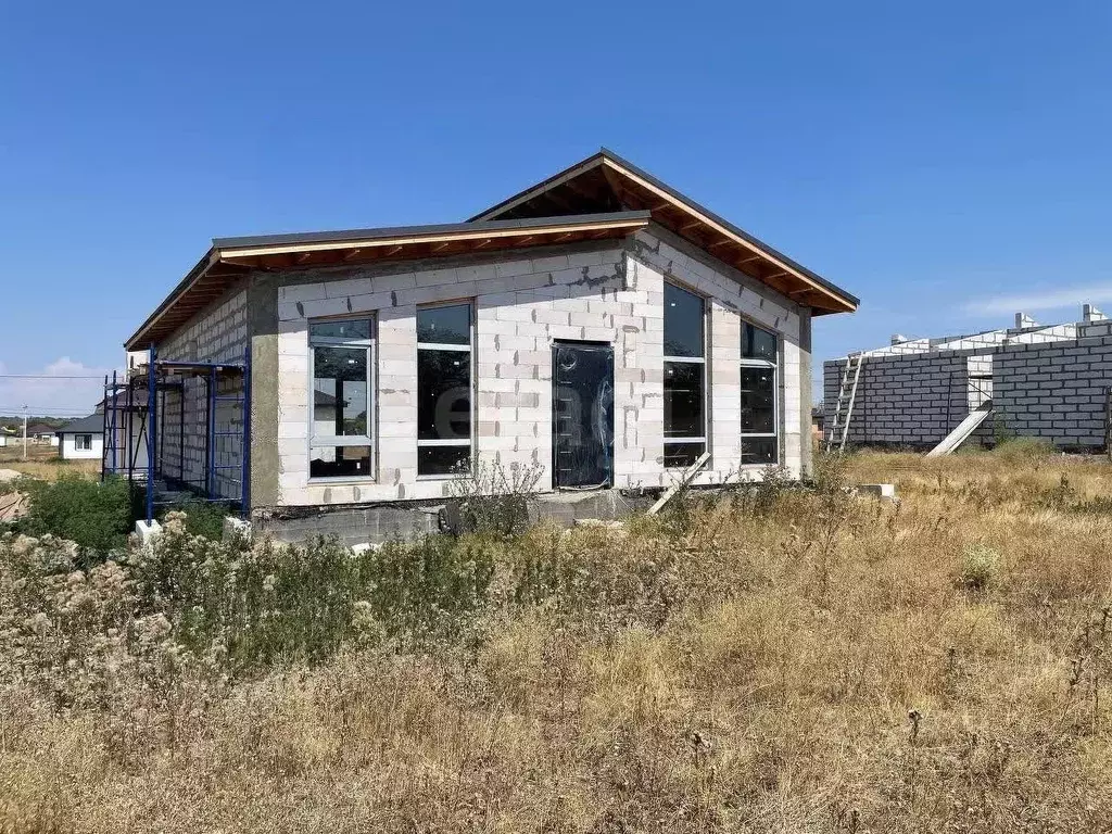 Дом в Крым, Симферопольский район, с. Урожайное  (114 м) - Фото 2