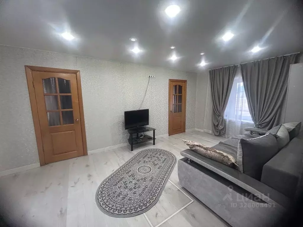 Дом в Хакасия, Абакан Алтайская ул., 21 (85 м) - Фото 2