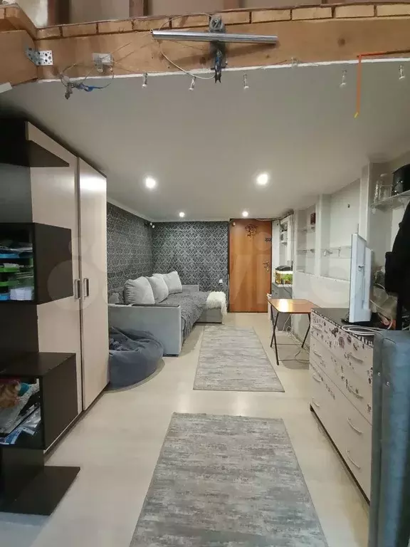Комната 19,6 м в 6-к., 2/6 эт. - Фото 0