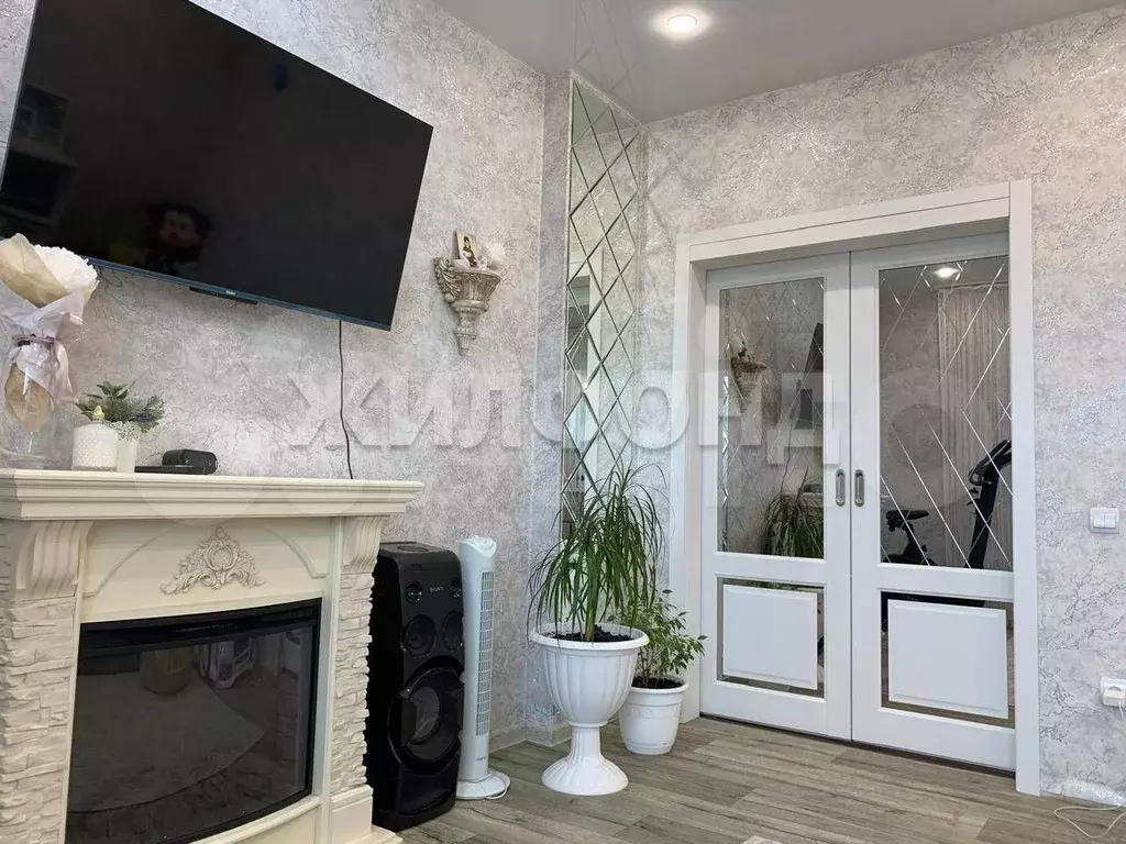 2-к. квартира, 53 м, 5/5 эт. - Фото 0