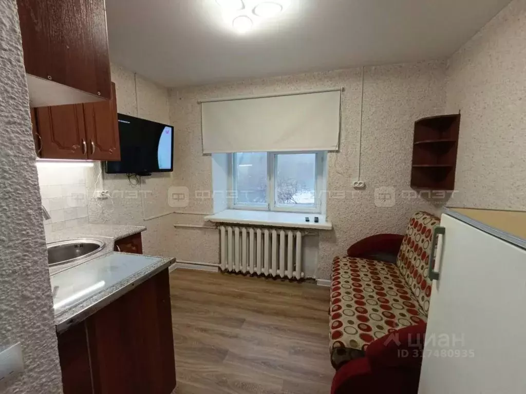 1-к кв. Татарстан, Казань ул. Химиков, 35 (14.0 м) - Фото 1