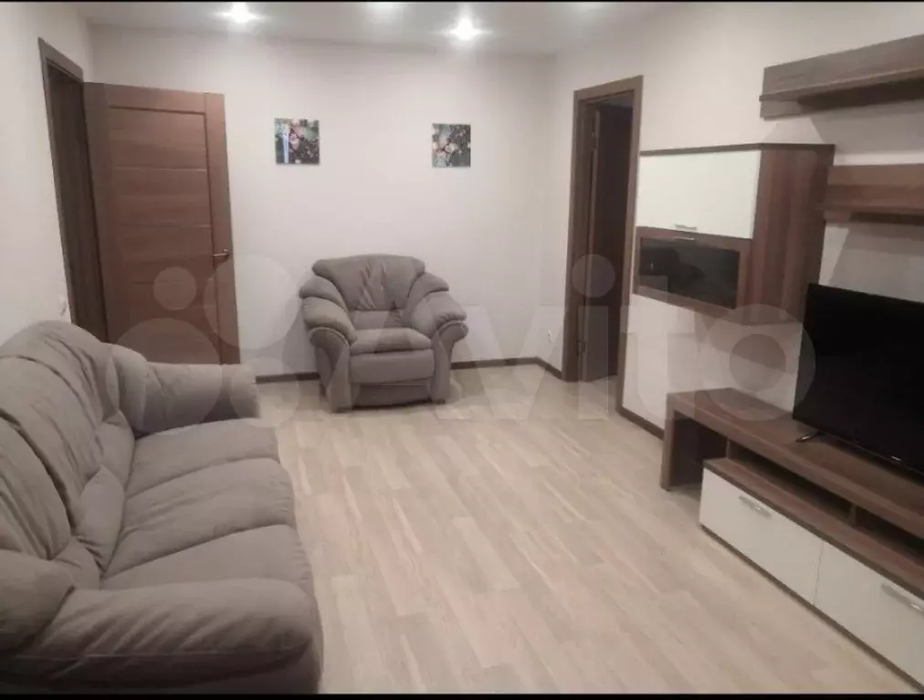 3-к. квартира, 60 м, 2/7 эт. - Фото 1