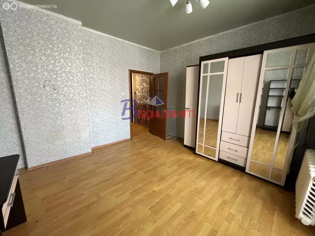 2-комнатная квартира: Чебаркуль, улица Ленина, 36 (50 м) - Фото 2