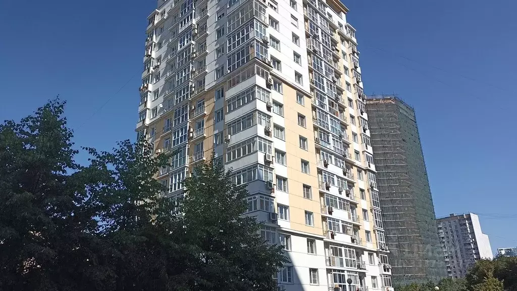 Гараж в Москва 2-я Филевская ул., 8с1 (14 м) - Фото 1