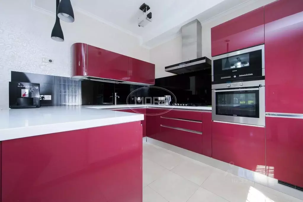 Дом в Калининградская область, Гурьевский муниципальный округ, пос. ... - Фото 1