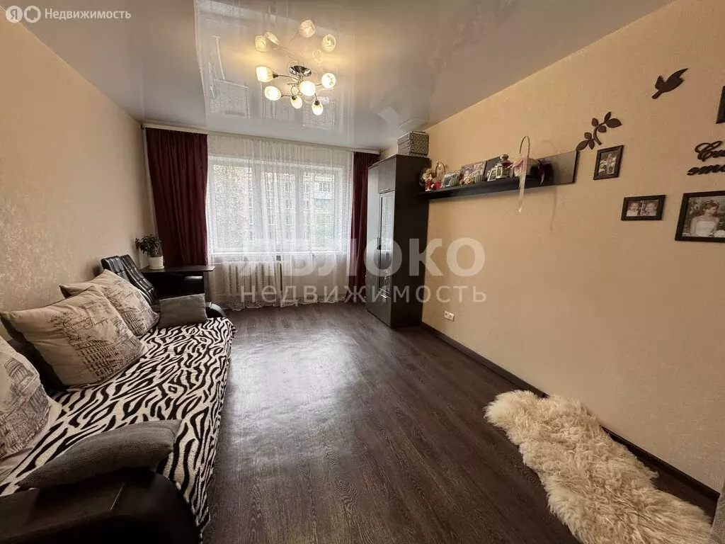 3-комнатная квартира: Березники, улица Пятилетки, 103 (63.8 м) - Фото 1